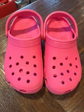 Crocs Clog Pink Youth Size 6/Women s Size 8 Excellent Used Condition
