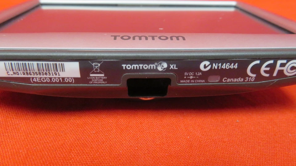 Tom Tom XL N14644 GPS Unit Good 7424 - Image 2 of 2