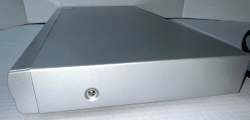 Lettore DVD Sanyo Cinema Progressive DWM-395 Silver Slim testato funzionante no telecomando - Foto 10 di 10