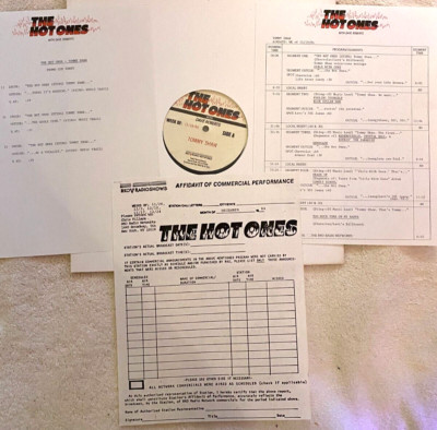 11/19/84 DAVE ROBERTS HOT ONES, TOMMY SHAW LIVE IN STUDIO, PRODUCERS STOCK, MINT