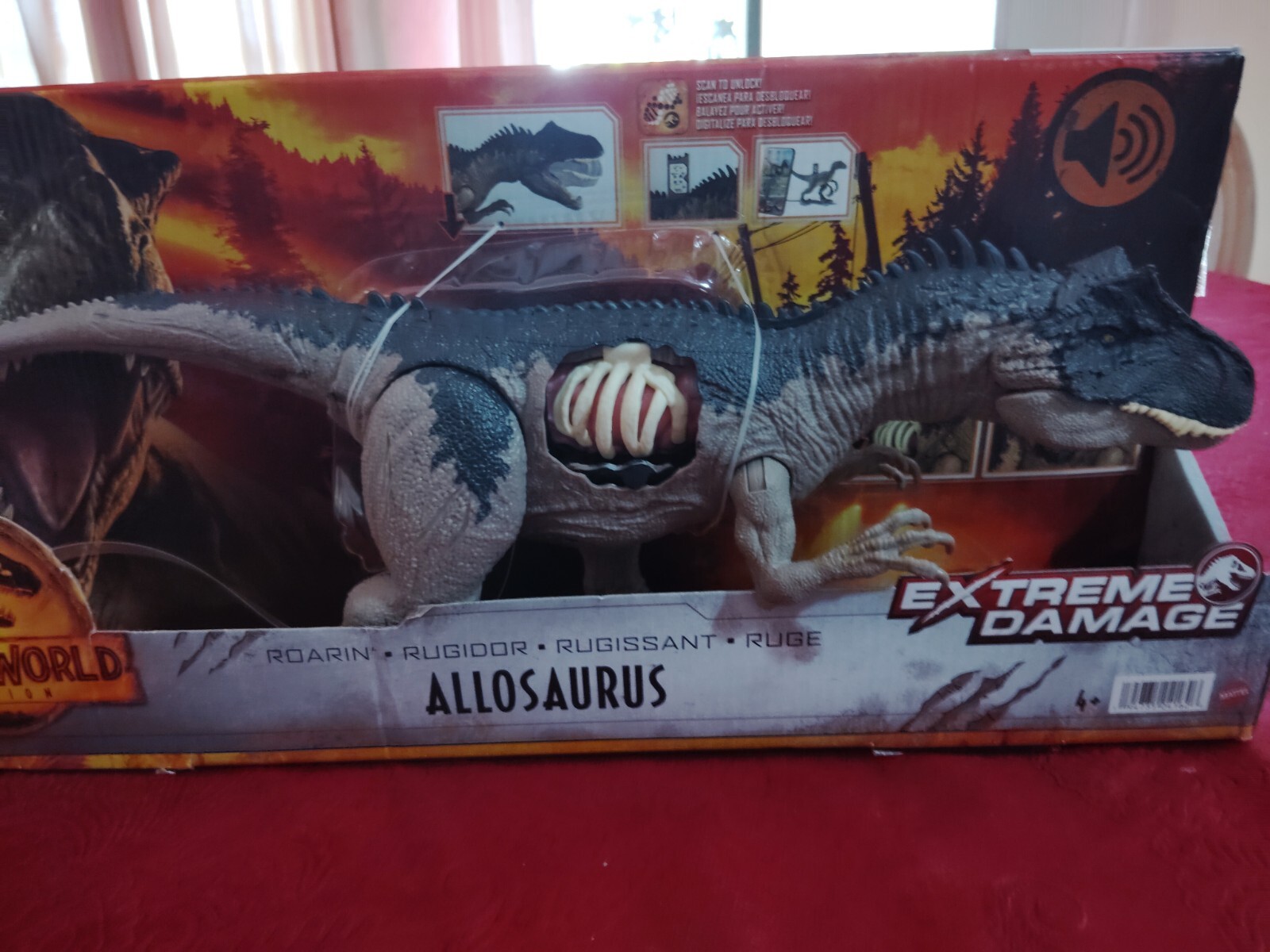 Jurassic World Dominion Extreme Damage Allosaurus Action 18