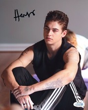 Hero Fiennes Tiffin After Autographed Signed 8x10 Photo ACOA
