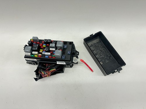 OEM 2008-11 BUICK LUCERNE CADILLAC DTS REAR FUSE BOX UNDER SEAT 13712253