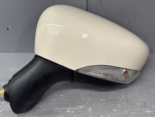 Renault Captur (2R 2RH5F J87) Genuine Left Door Mirror Turn Signal Electrical 9