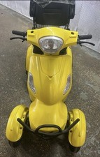 Custom painted Metallic Yellow scooter 35-37 miles full charge. 15 miles speed