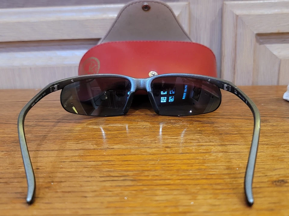 Gafas de sol RAY-BAN RB 4023 PS SPORT NYLOR 643/39 gris medio sin montura estuche rígido rojo Foto 2 de 4