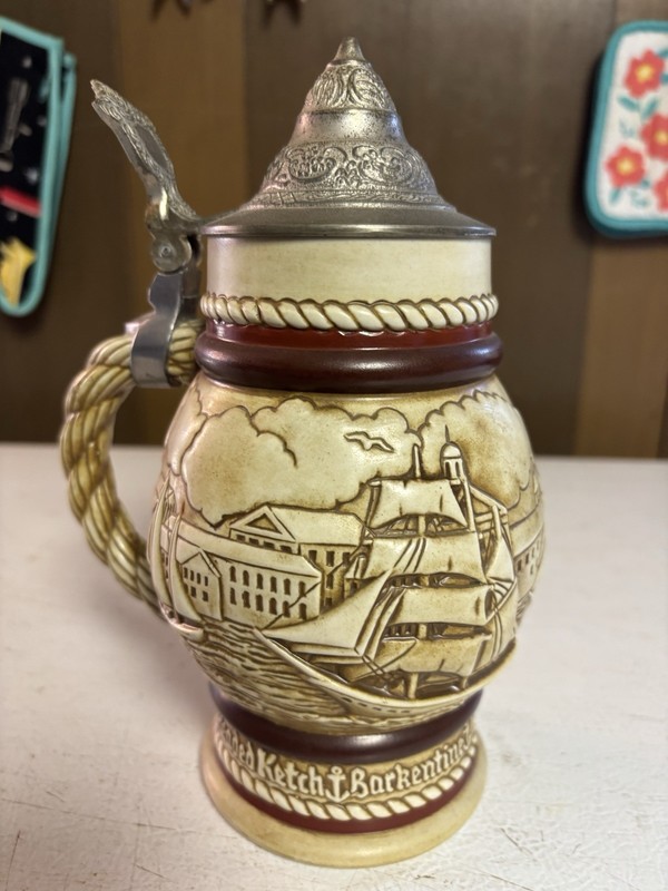 Dumler & Breiden German Lidded Beer Stein Breweriana Theme 1977