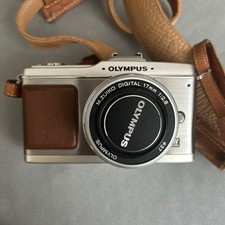 Olympus PEN P2 M.Zuiko 17mm f 2.8
