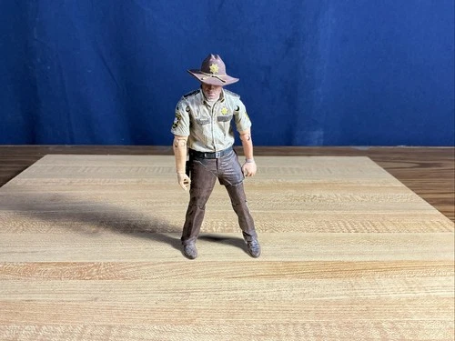 McFARLANE TOYS The Walking Dead Rick Grimes 5” Action Figure (Season 1) 2015
