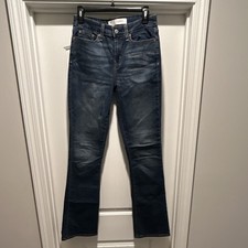 Signature by Levi Strauss  Co. Women  s Bootcut Dark Wash Jeans Sz 8L