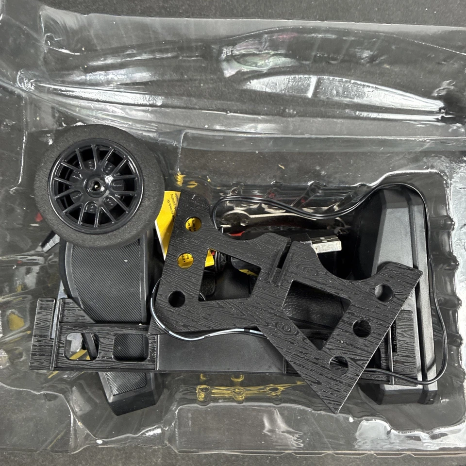 Barco de carreras Force1 Velocity RC — usado, alta velocidad con 2 baterías Foto 4 de 4