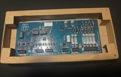 DSX ACCESS SYSTEMS DSX-1040-CDM / 13.5VDC, 8A Data Code 3606 (New )
