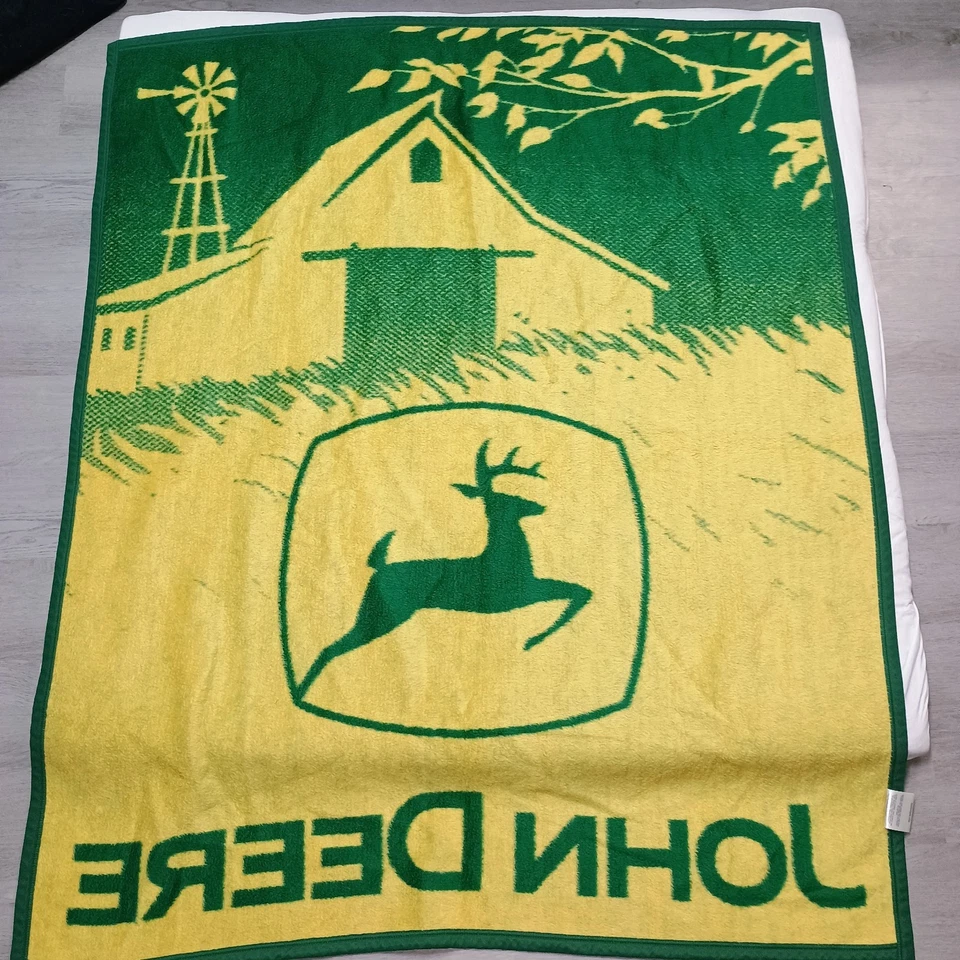 Cobertor de lã verde vintage John Deere Aurora 55 x 47 EUA trator fazenda arremesso - Imagem 3 de 3