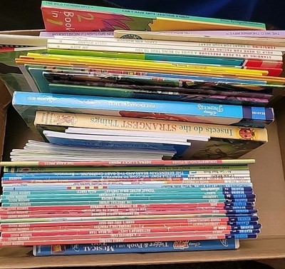 LOT 62 Early Read Mix Disney STEP INTO READING +Picture Stories ON MANNERS +MORE