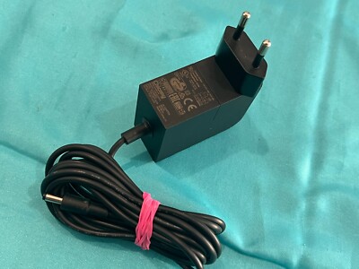Chicony Technology AC DC Netzteil Modell A15-012N1A A012R001L 5,1V 2,5A