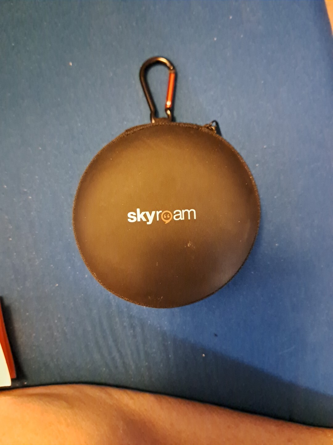 Skyroam Solis Global WIFI Roaming Mobile Hotspot  Power Bank