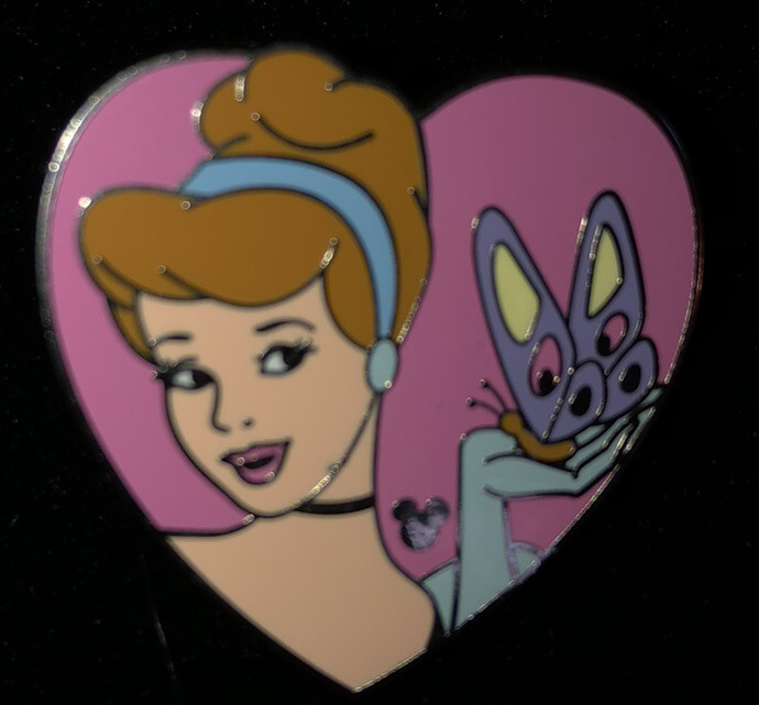 DISNEY PIN TRADING HIDDEN MICKEY PRINCESS HEART CINDERELLA PIN