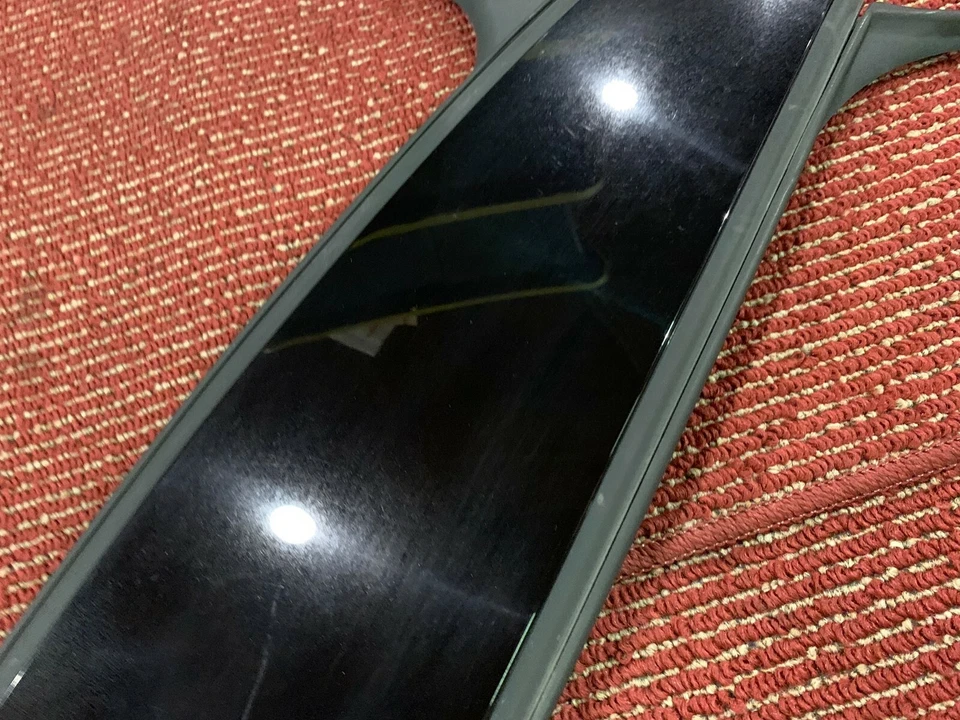 BMW F36 GRANCOUPE PORTA LATERAL ESQUERDA MOTORISTA POSTE MOLDAGEM PRETO BRILHANTE FABRICANTE DE EQUIPAMENTO ORIGINAL 40K - Imagem 4 de 4