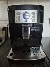 De'Longhi Magnifica S ECAM 22.110.B Bean-to-Cup Coffee Machine - Black