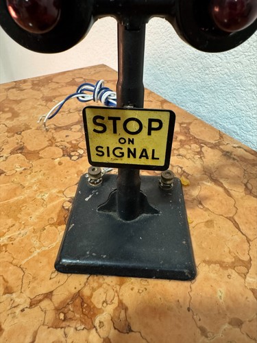 Vintage Railroad Crossing Signal Light Post With Stop On Signal Sign O Gauge - Picture 5 of 12