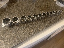 Snap On 13pc Sae 12 Drive Shallow Socket Set 38- 1 18 6pt Snap On 13pc Sae 12 Drive Shallow Socket Set 38- 1 18 6pt