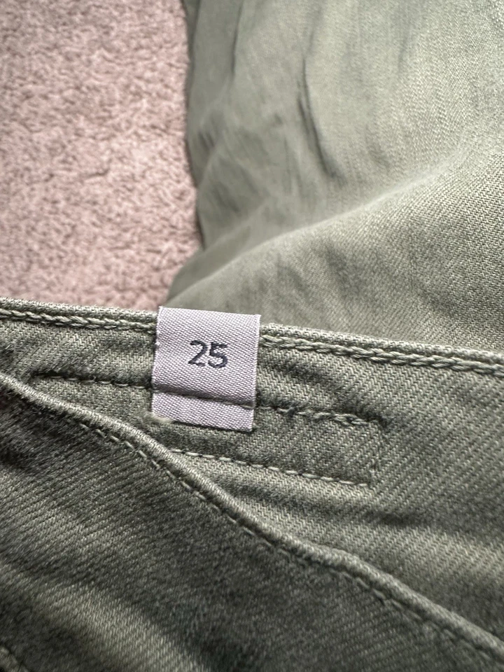Citizens of Humanity 25 Leah Army Green Mid Rise Cropped Carpenter Pants - Image 4 of 4