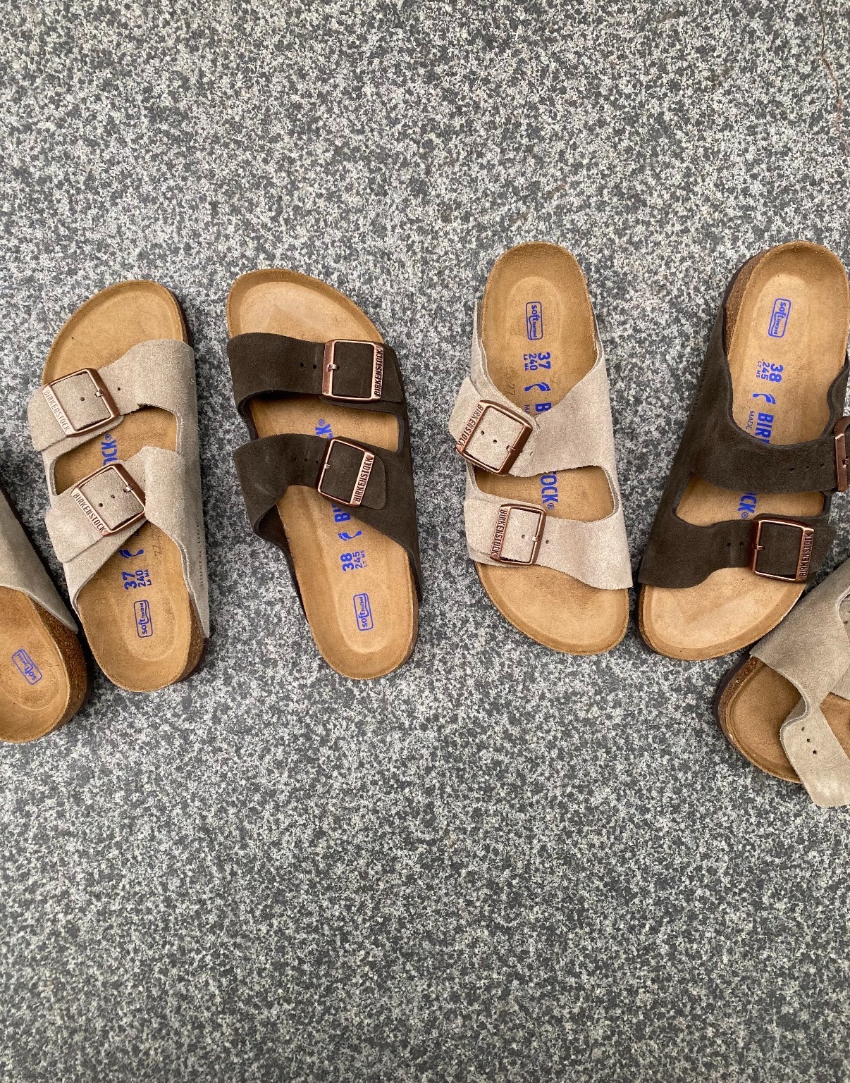 Sandalias unisex Birkenstock Arizona plantilla suave gamuza cuero topo y moca