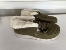 Vionic Indoor-Outdoor Flannel Slippers Believe Olive Size 5 Women  s