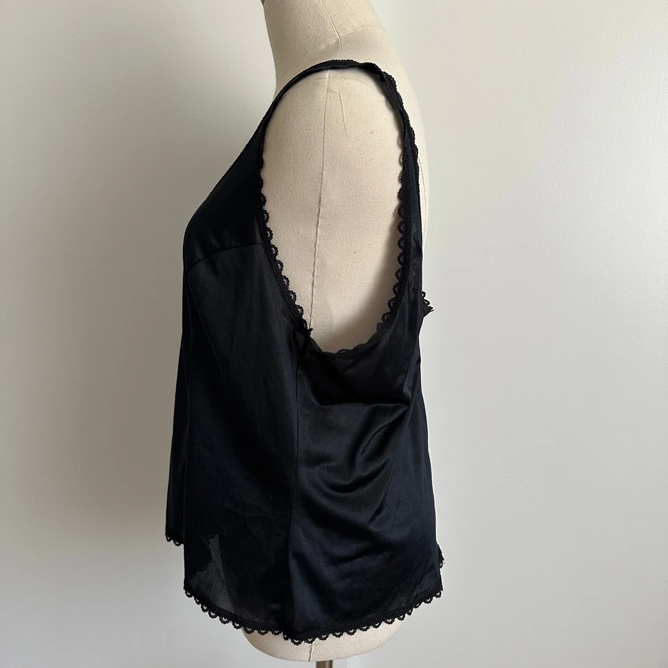 Camiseta sin mangas Warner's Perfect Measure negra con ribete de encaje sin mangas íntima cami Foto 3 de 4
