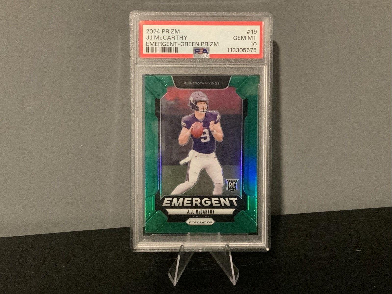 2024 Panini Prizm - Emergent J.J. McCarthy #19 Green Prizm (RC)