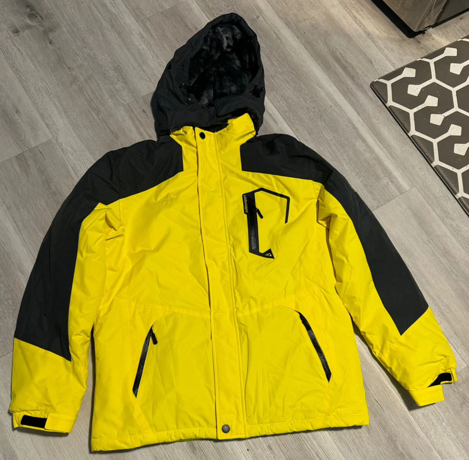 Yellow/black Winter Outdoor Sport Jacket Medium