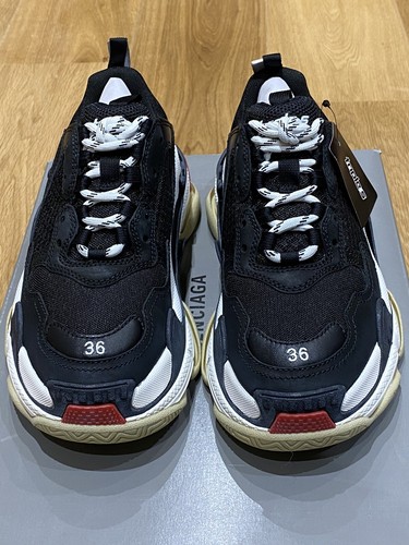 Balenciaga Triple S Women Sneakers Trainers Shoes Size 36 - Foto 1 di 5