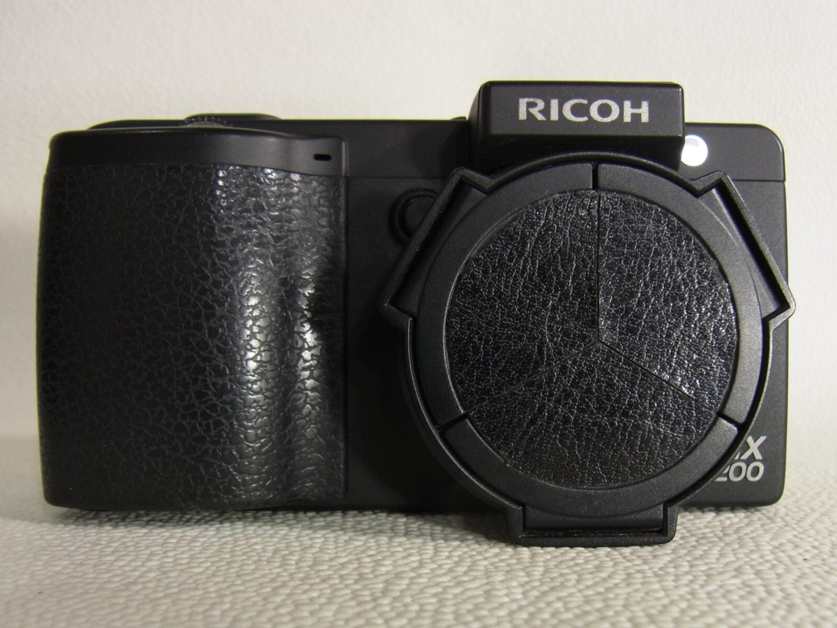 動作品 RICOH GX200 デジタルカメラ Ricoh GX200 12.1MP Compact Digital Camera Black | eBay