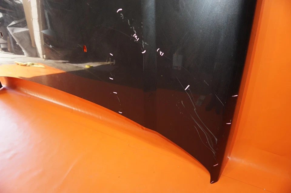 КАПОТ LAND ROVER LR3 LR4 2012 2013 2014 2015 2016 ЧЕРНЫЙ ОТ ОРИГИНАЛЬНОГО ПРОИЗВОДИТЕЛЯ - Изображение 3 из 4