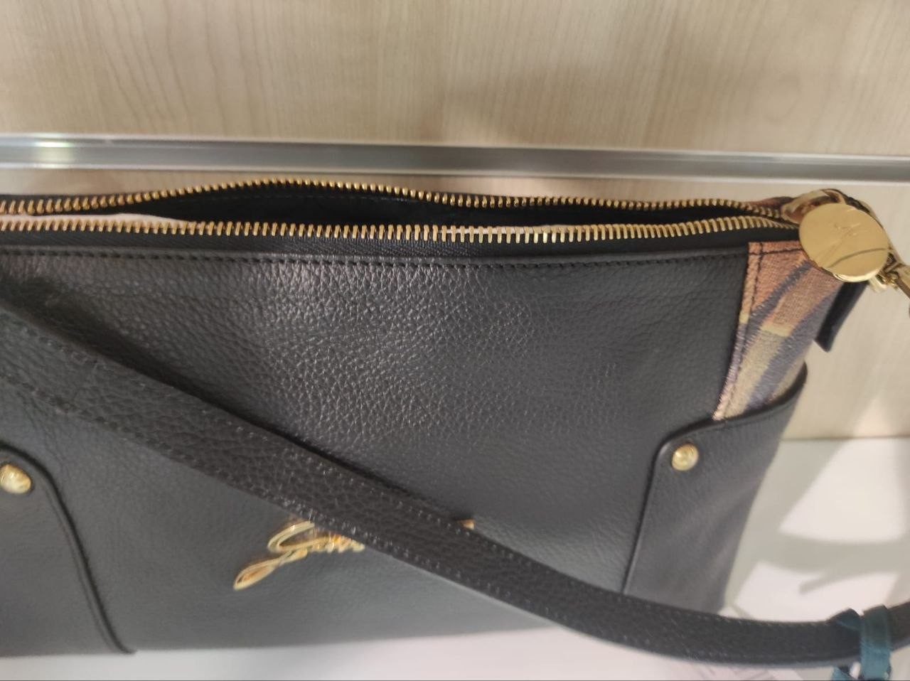 Gattinoni Borsa Shoulder Pelle Nera cm 27x15 — foto 4