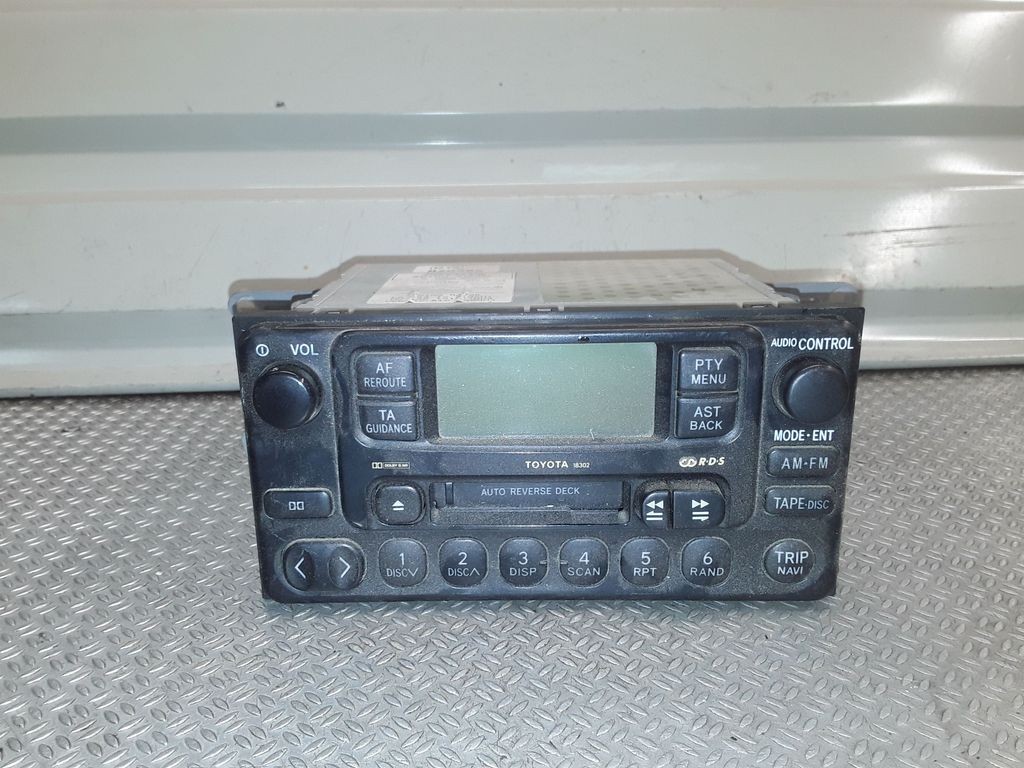 ToyotaAvensisVerso2002RadioCD-PlayerDVD-PlayerNavigation8612042050