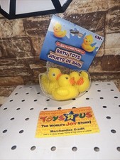 Bath Time Fun Toys Pack 3 Yellow Rubber Vinyl Ducks Jeep Wrangler Duck Game New
