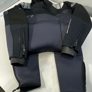 Jako - Waterproof W7 5mm Wetsuit with Back Zip for Men - Medium