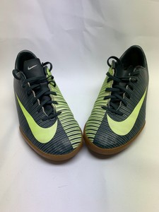 cr7 youth indoor soccer shoes