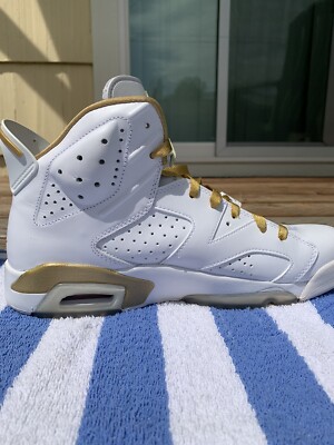 Nike Air Jordan 6 (VI) Retro Nike Air Jordan 6 (VI) Retro