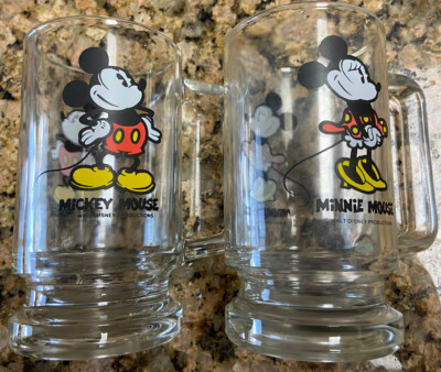 Vintage Disneyland Souvenir Mickey & Minnie Mouse Pedestal Glass Mugs Rare MINTY