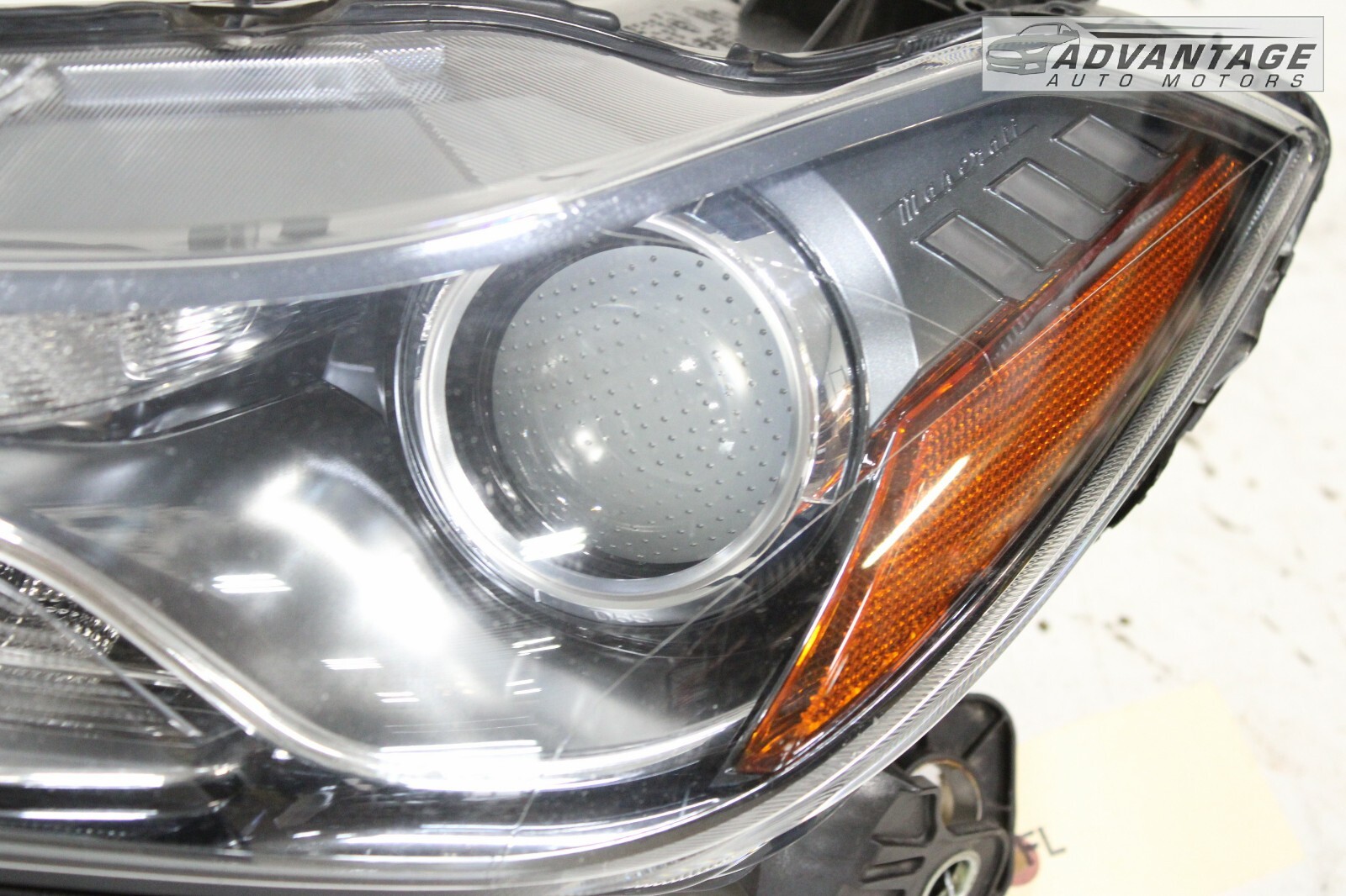 2014-2016 MASERATI GHIBLI SEDAN FRONT LEFT DRIVER SIDE HEADLIGHT HEAD LAMP OEM