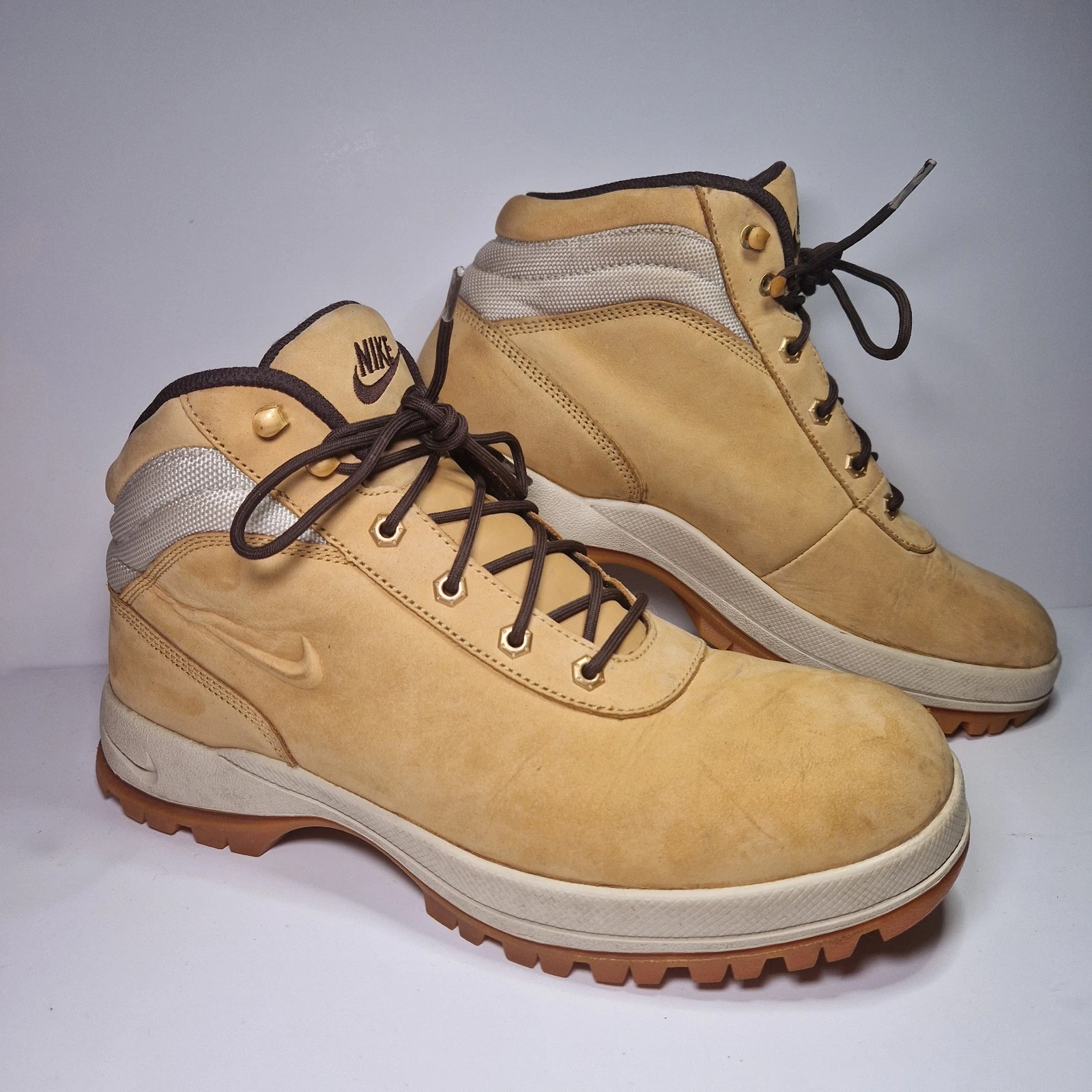 Stivali Nike in pelle nabuk ACG marrone 33367 721 da uomo taglia UK 9 5