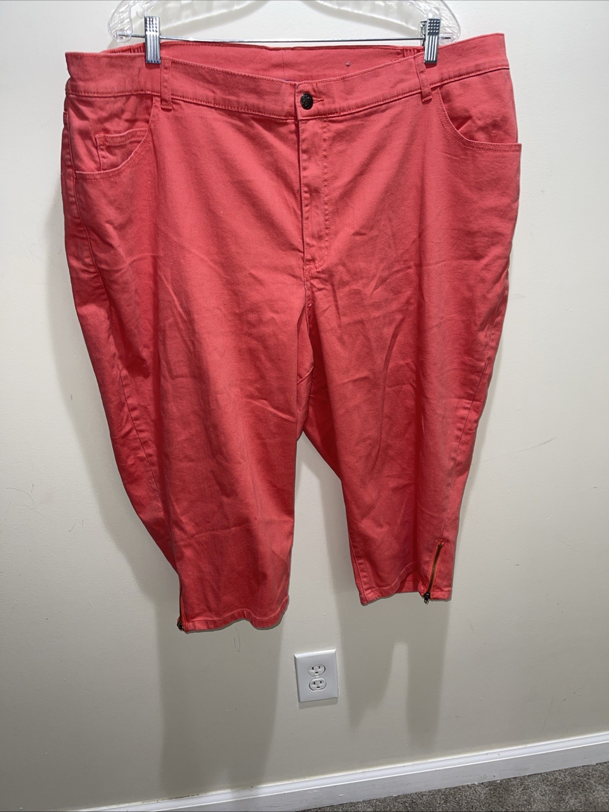 Catherines Plus Flat Front Twill Capri CORAL Pant… - image 1