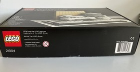 LEGO ARCHITECTURE: Solomon Guggenheim Museum (21035) With Box And Instructions.