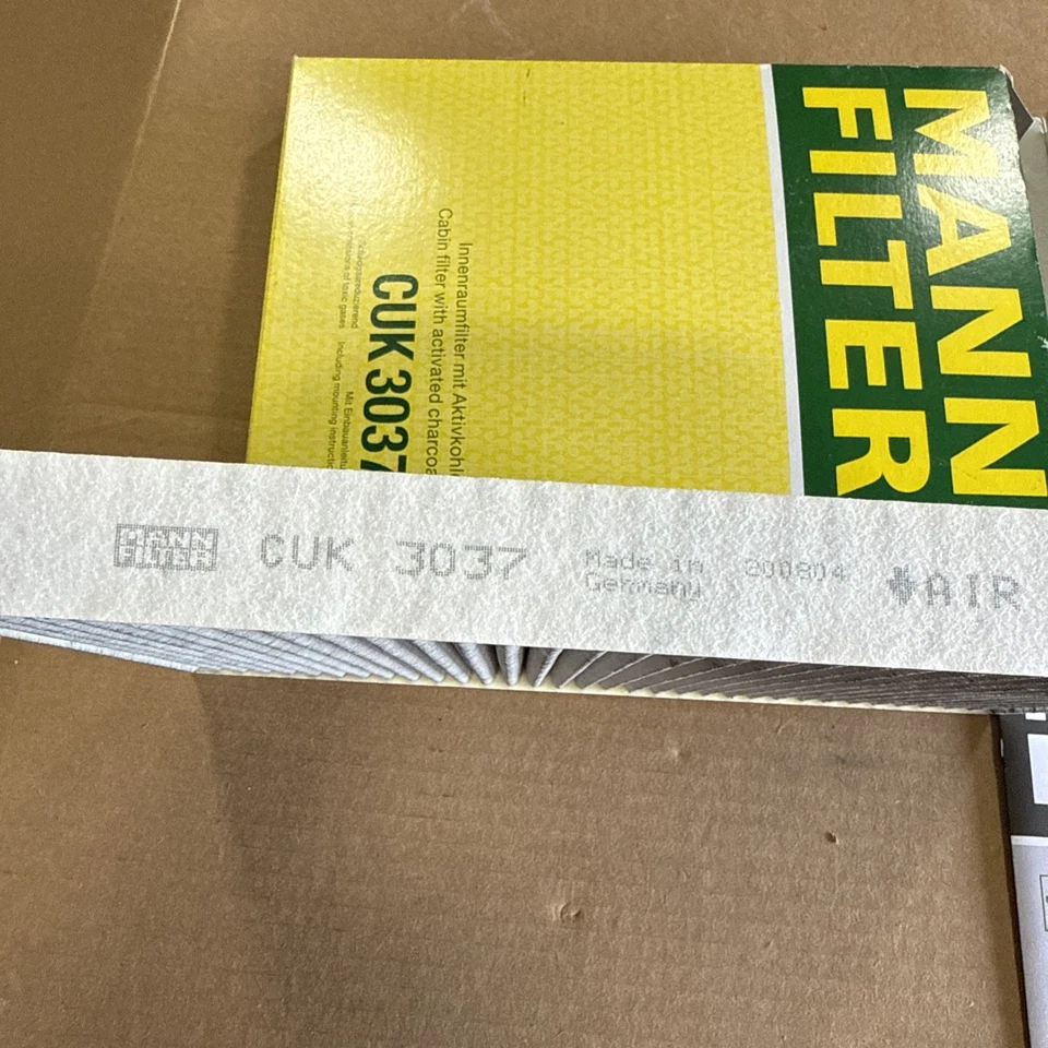 Filtro de aire de cabina de carbono Mann CUK3037 para Audi A4 A6 Allroad Quattro RS4 S4 S6 Foto 4 de 4