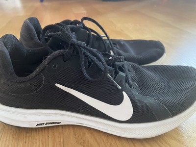 Nike downshifter 8 Running Schuhe Sneaker 37,5 schwarz weiss Damen Mädchen Junge