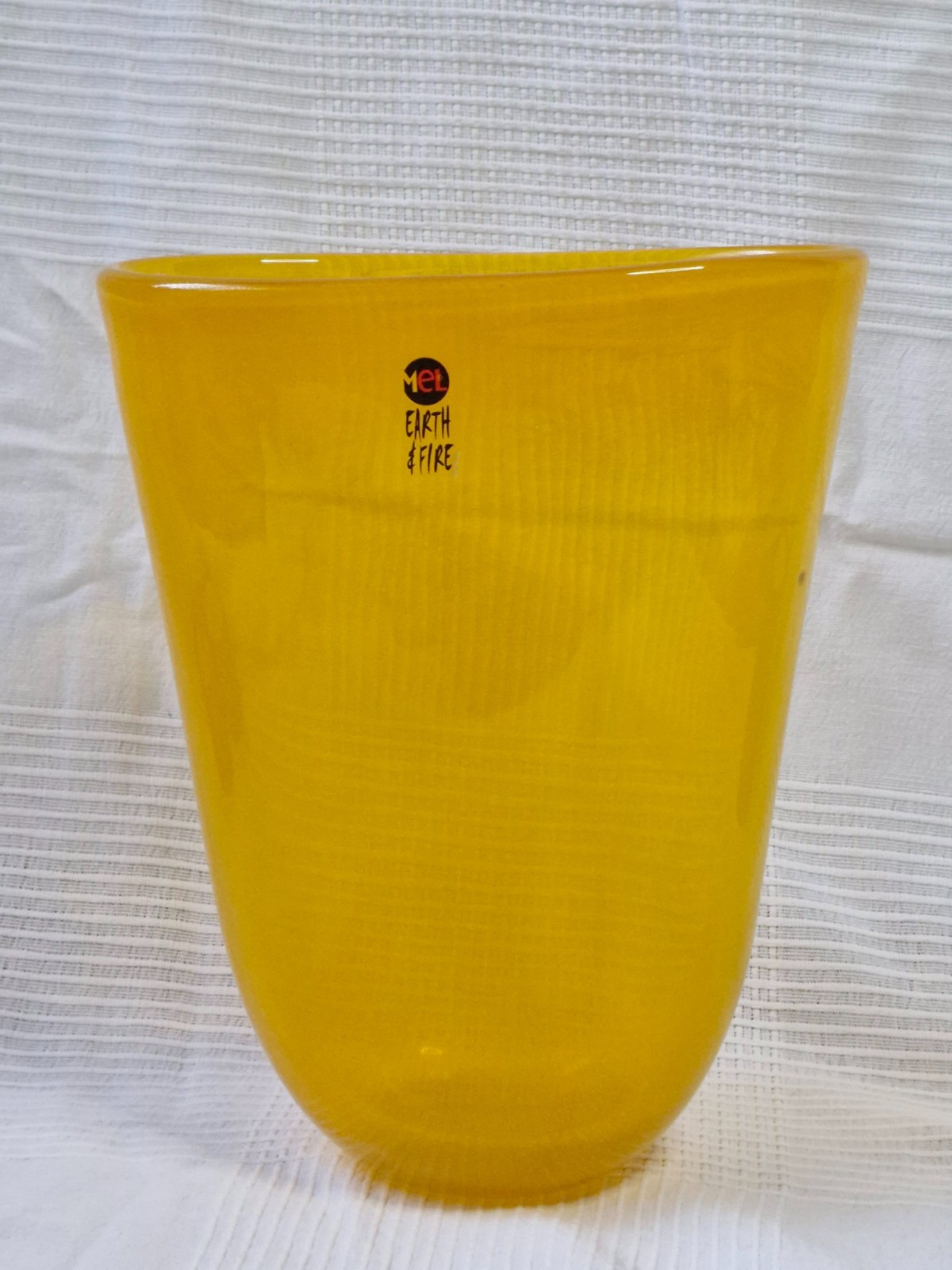 Mel Earth & Fire / Handgefertigte Opalglas Vase gelb ca. 30,5cm