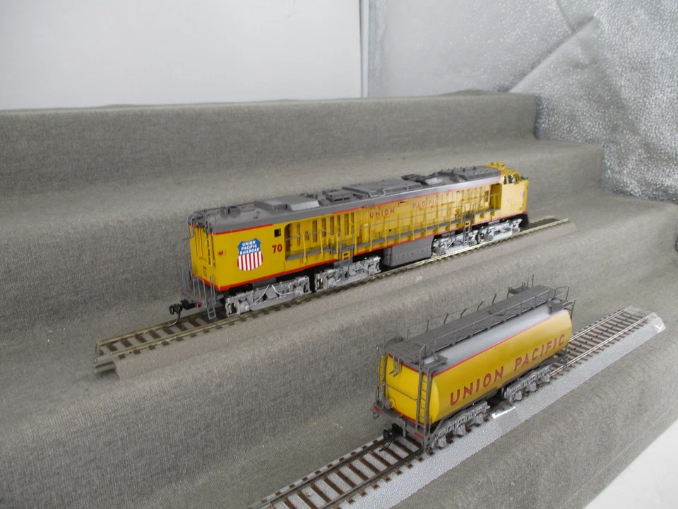 Overland Models H0 1871 Diesellok Union Pacific RR 12 Veranda Turbine Analog OVP - Bild 3 von 4