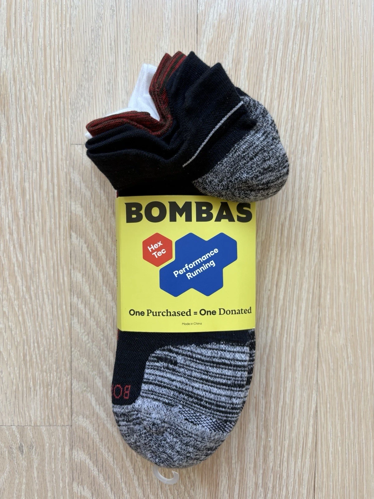 BOMBAS 3 Pack Size L Unisex HexTec Performance Running Ankle Sock Multicolor NWT